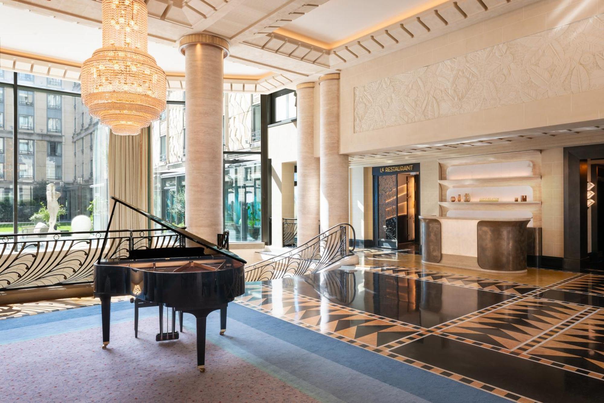 L'Hotel Du Collectionneur Paris Luaran gambar The lobby of the hotel